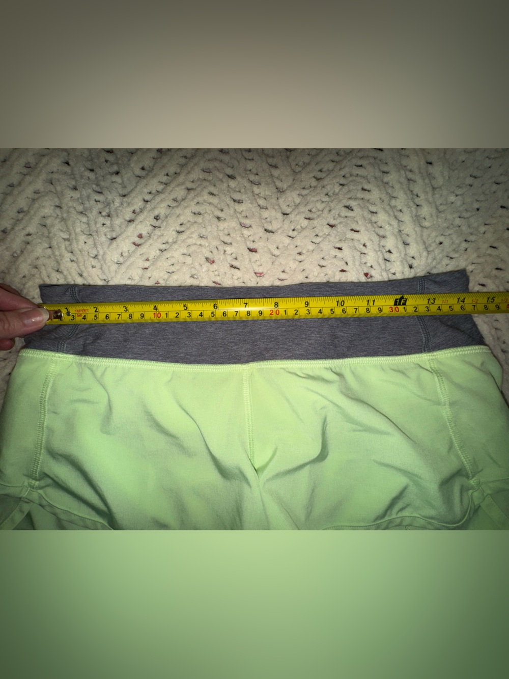 Lululemon Speed Up Shorts 2.5” Clean Mint Heathered Slate Size 4 EUC - Picture 7 of 13